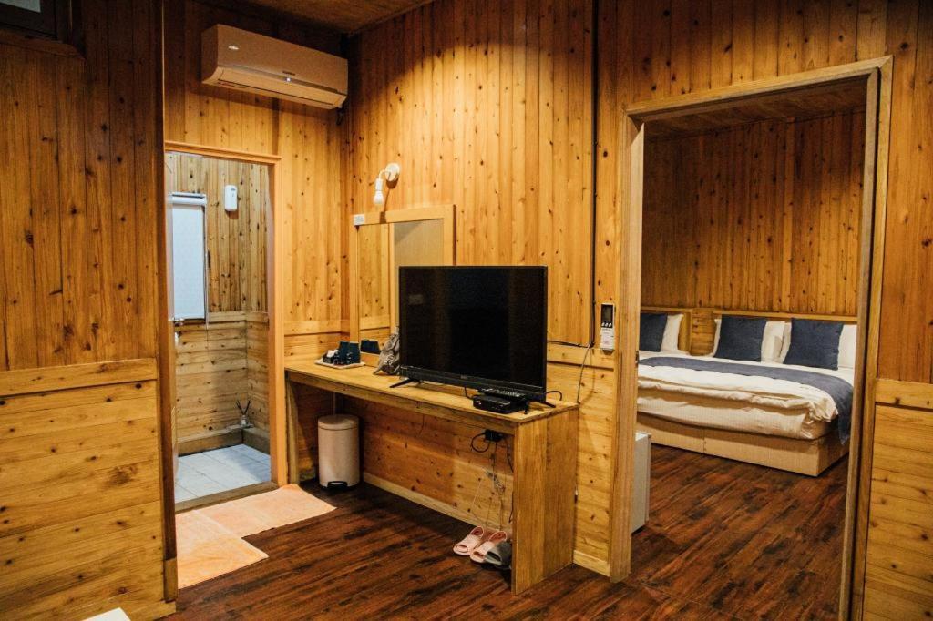 Cdr Hotspring Resort Liugui Exterior photo